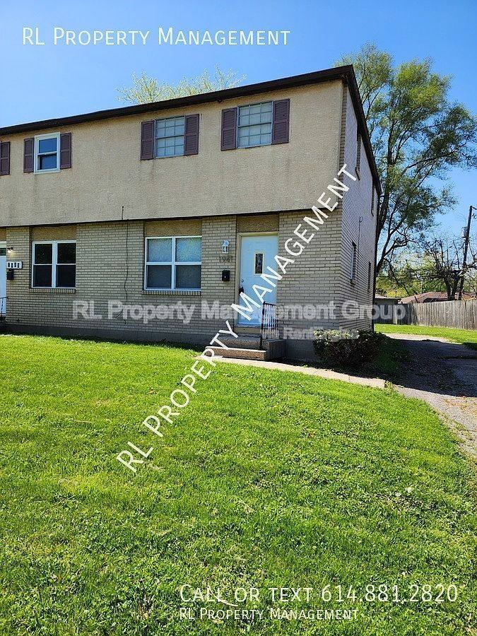 Townhouse for rent at 1941 Holburn Ave, Columbus, OH 43207