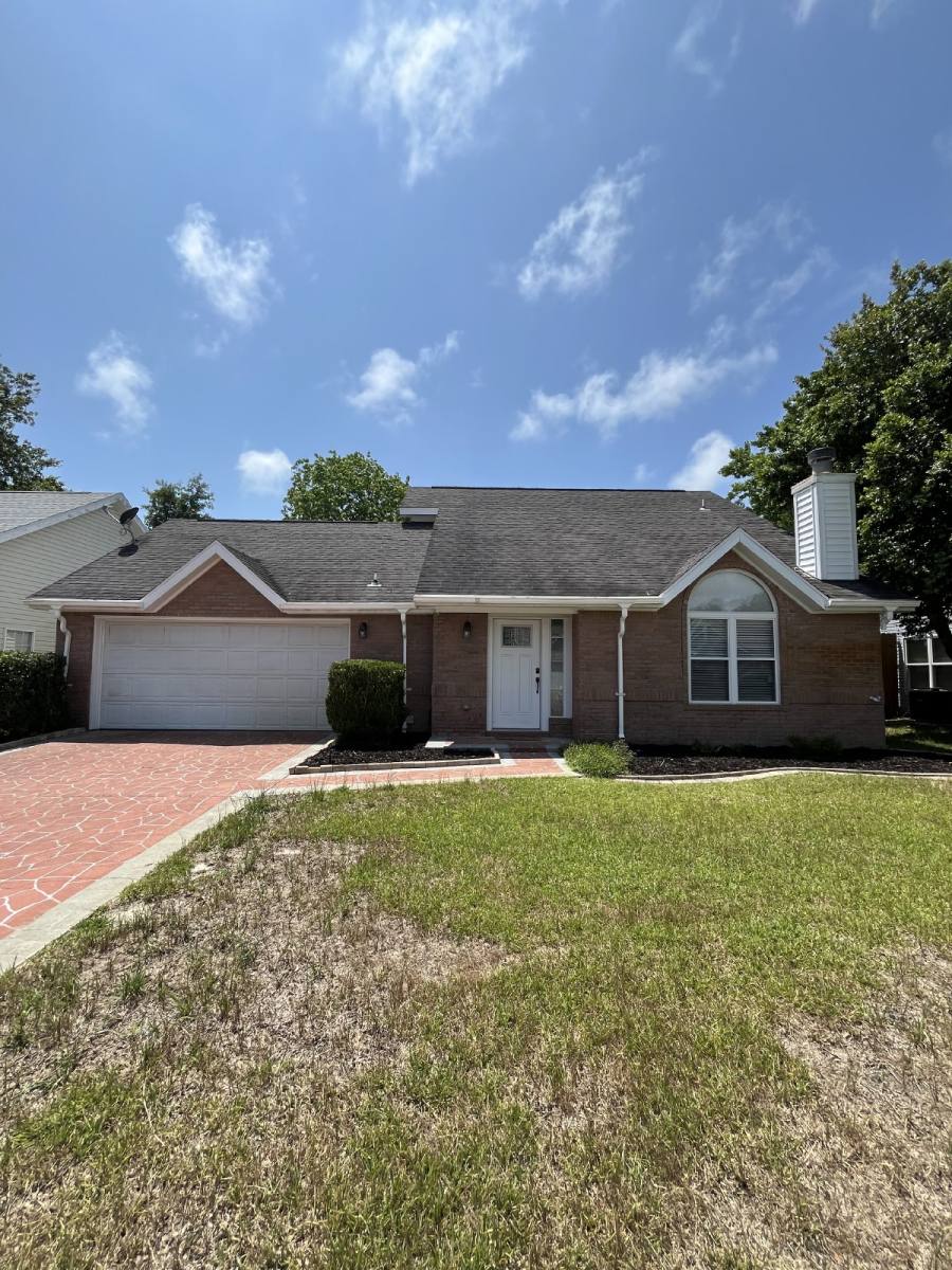 House for rent at 420 Bristol Cove Rd, Mary Esther, FL 32569
