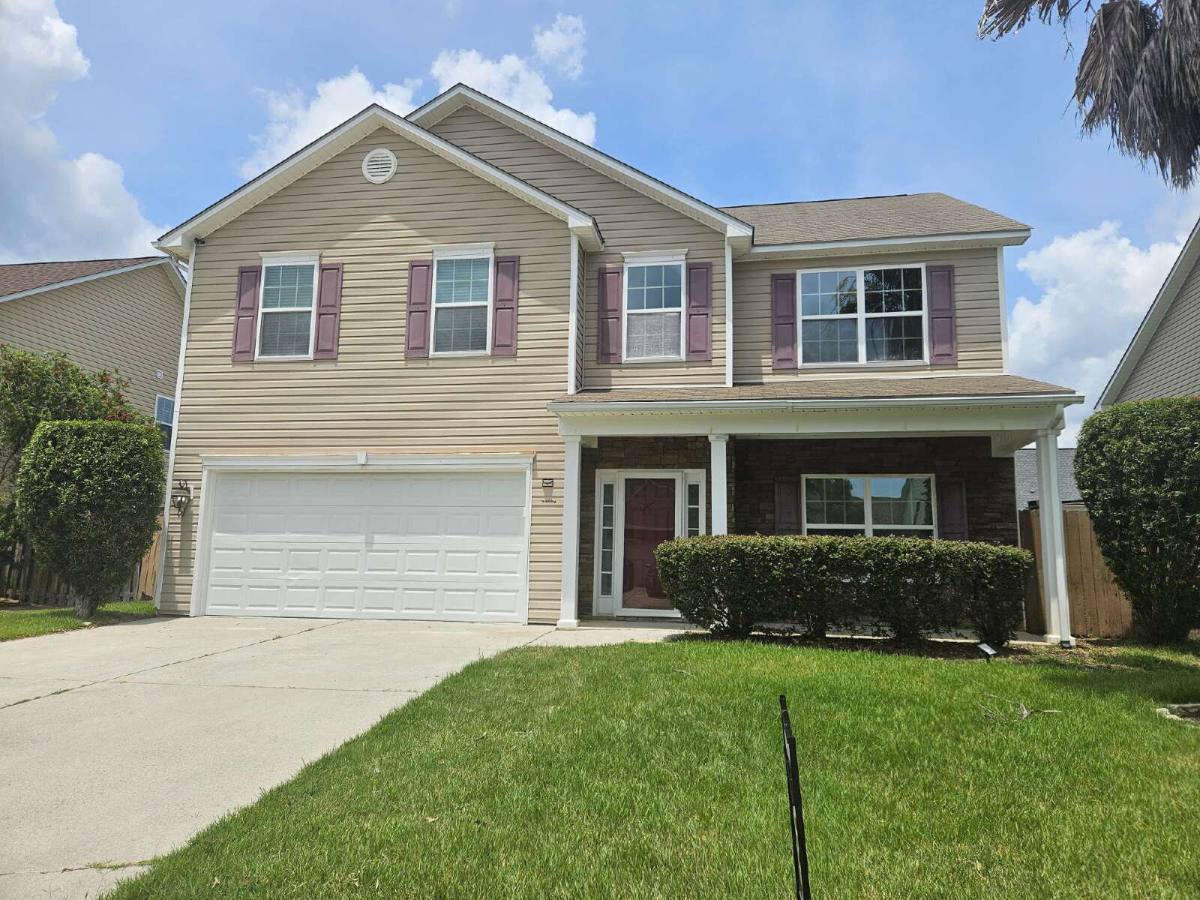 House for rent at 85 Chestnut Oak Dr, Richmond Hill, GA 31324