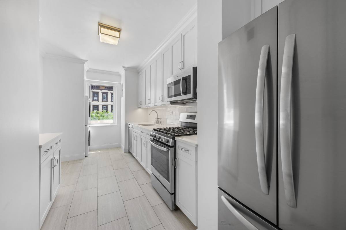 Apartment for rent at 215 E 68th St #14QQ, New York, NY 10065