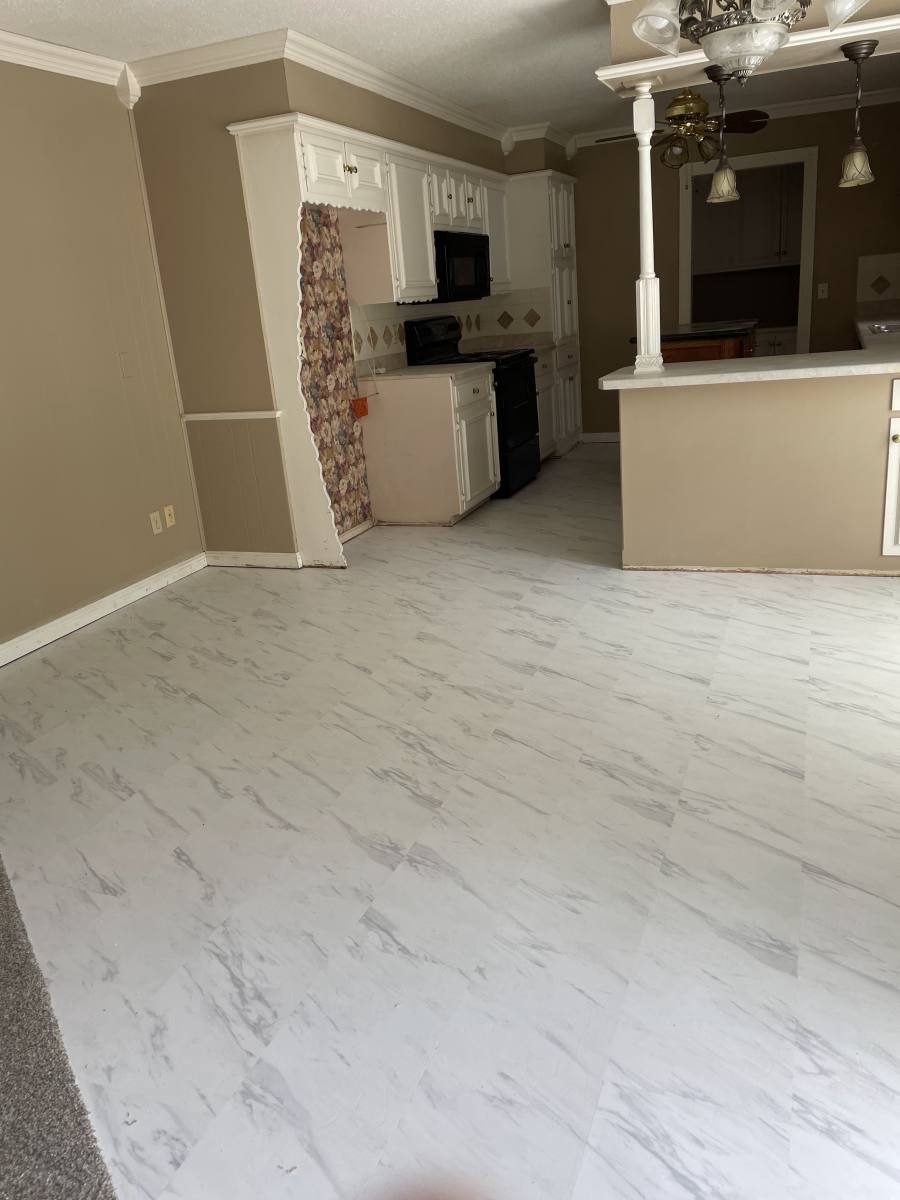 House for rent at 8200 Brookside Dr, Oklahoma City, OK 73132
