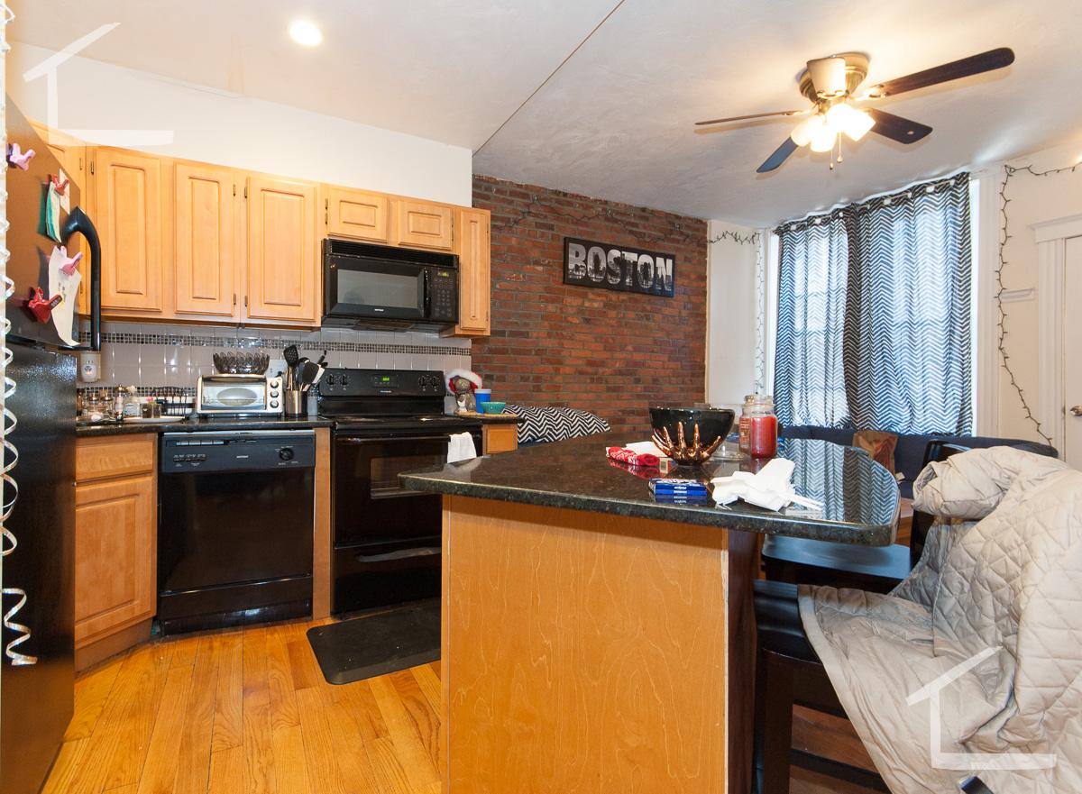 Apartment for rent at 1126 Commonwealth Ave #17, Allston, MA 02134