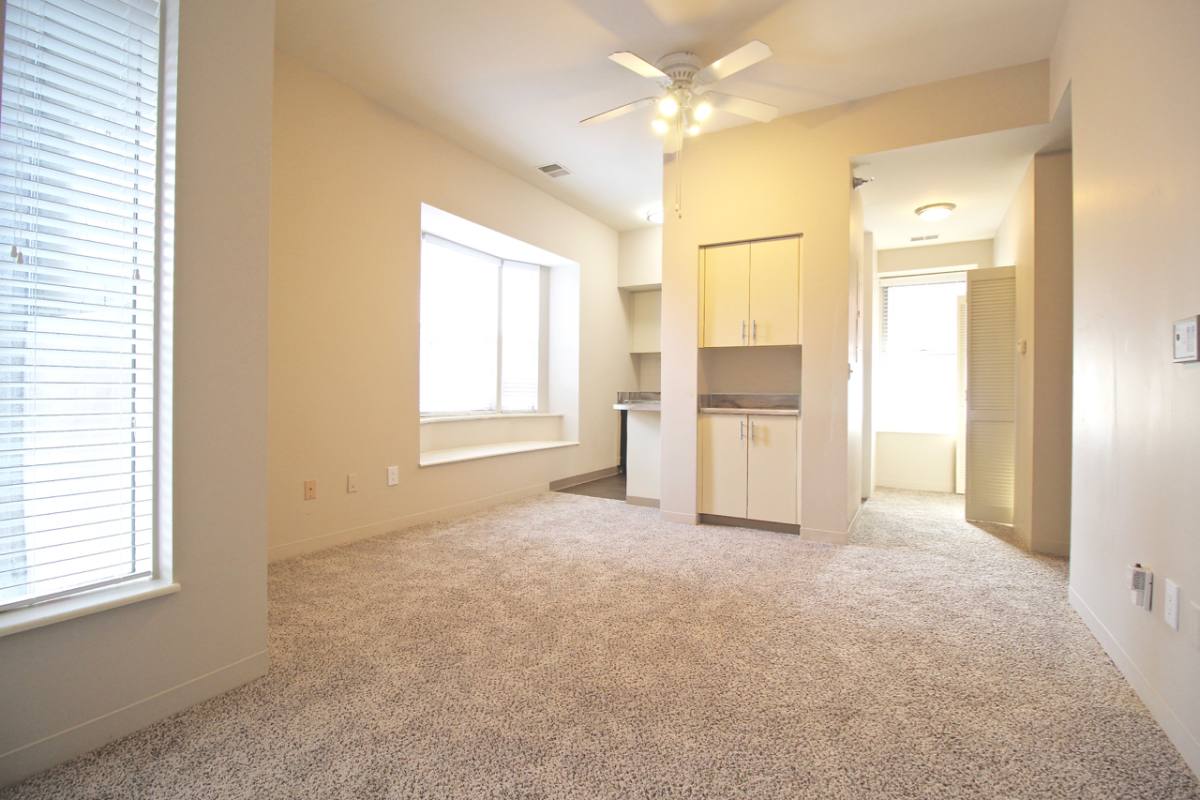 Townhouse for rent at Quality Hill, 1003 Broadway Blvd, Kansas City, MO 64105