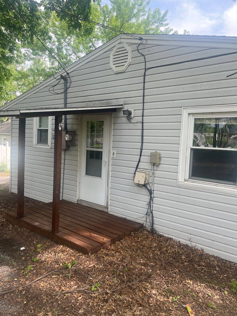 Apartment for rent at 407 Hamilton, Warrensburg, MO 64093