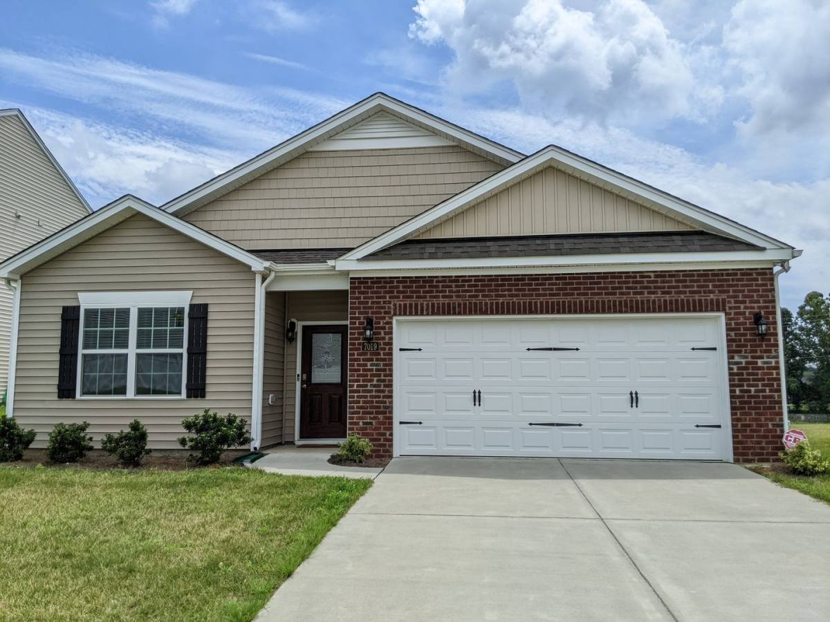 House for rent at 7019 Quarter Horse Dr, Trinity, NC 27370