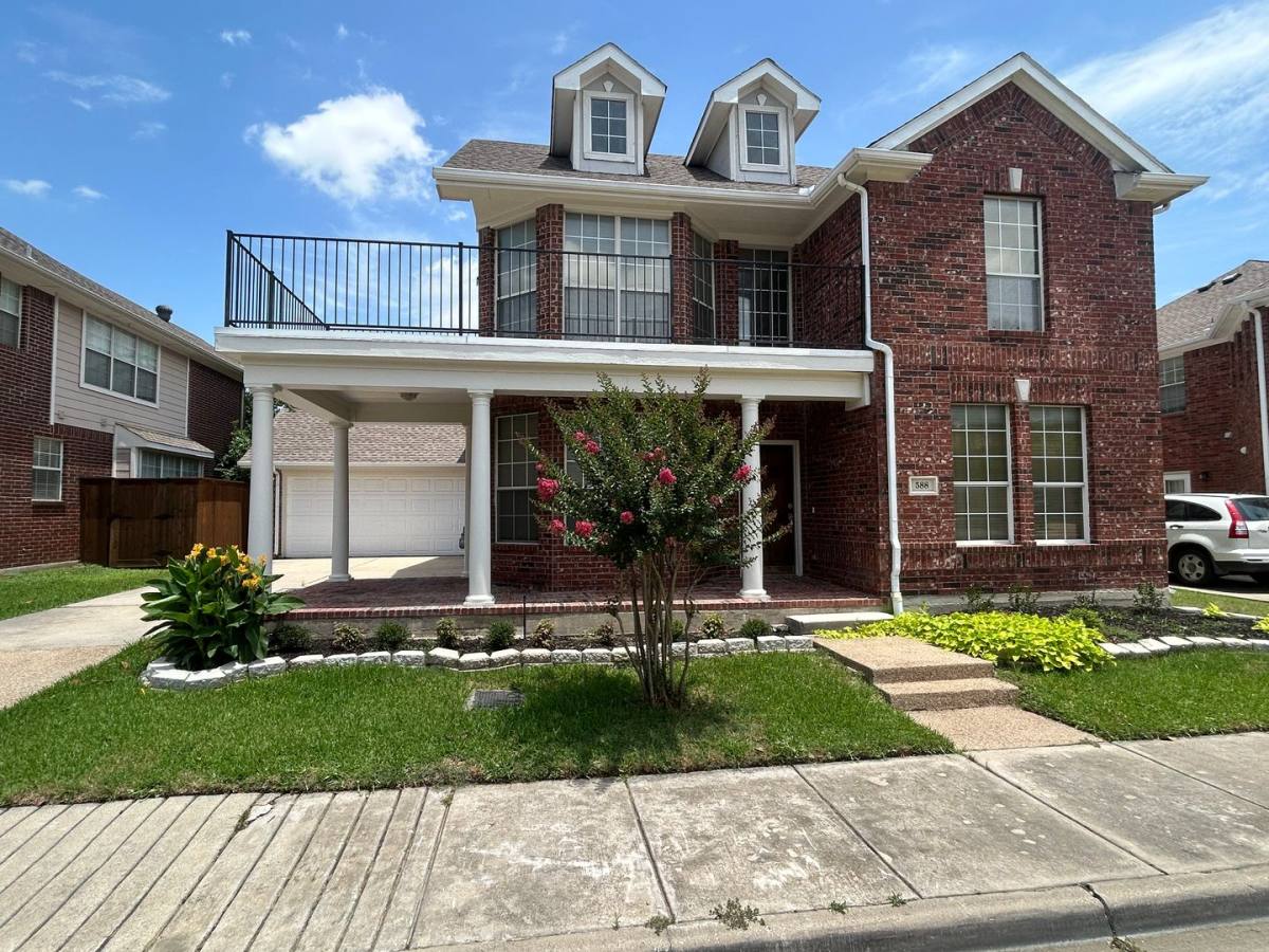 House for rent at 588 Southridge Way, Irving, TX 75063
