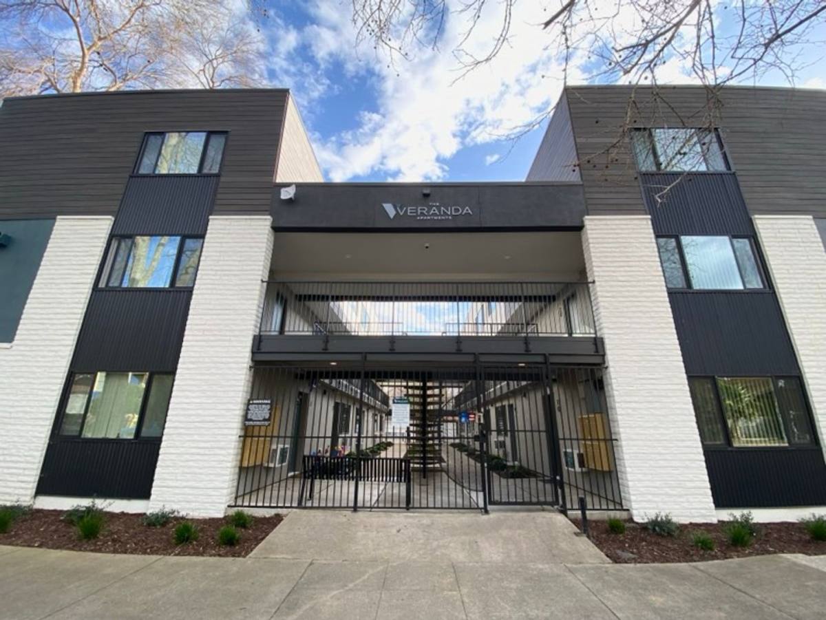 Apartment for rent at 1220 E St, Sacramento, CA 95814
