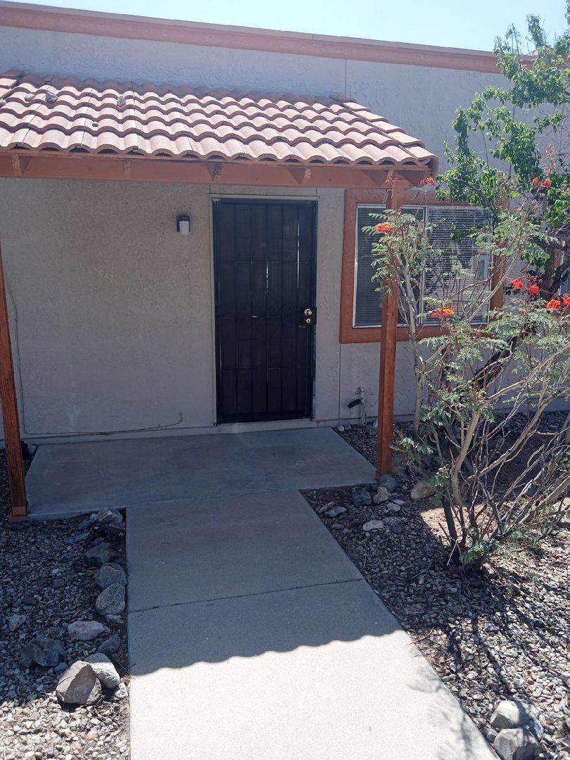 Apartment for rent at 1360 E Drexel Rd, Tucson, AZ 85706