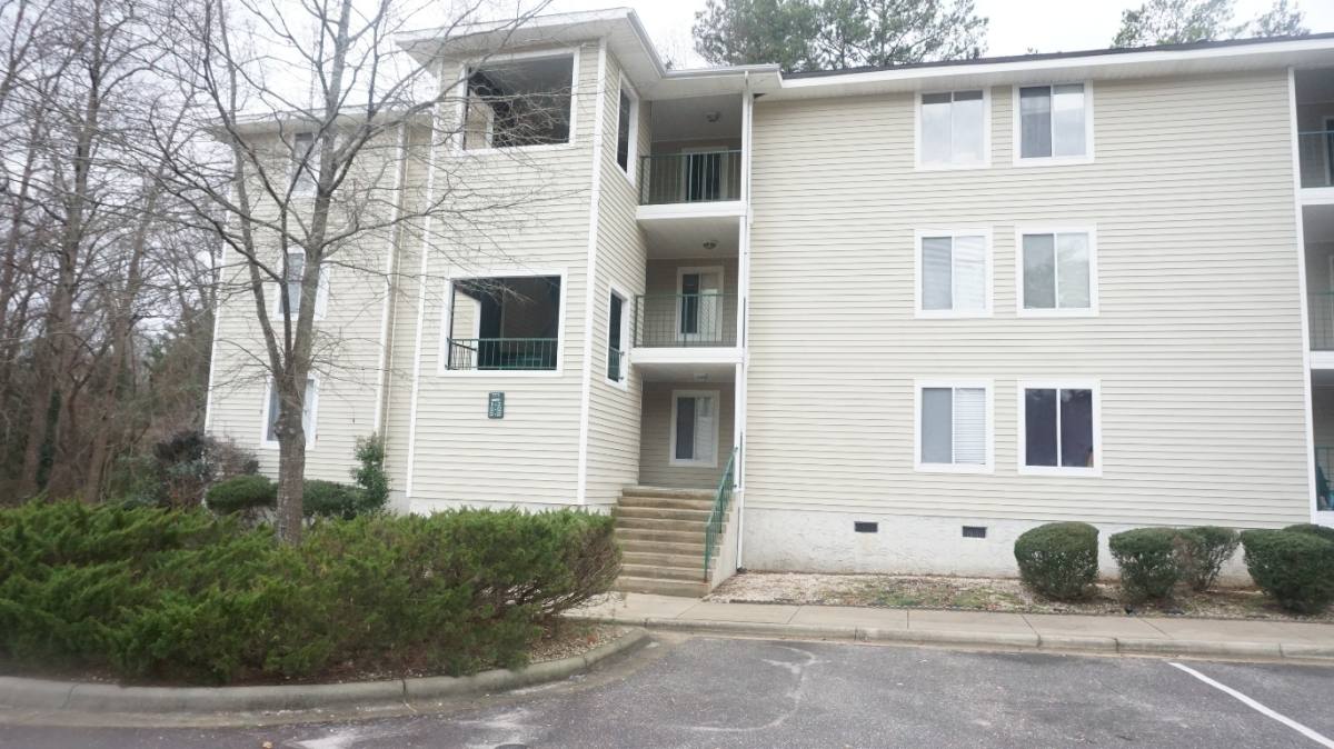 House for rent at 3371-1 Galleria Dr, Fayetteville, NC 28303