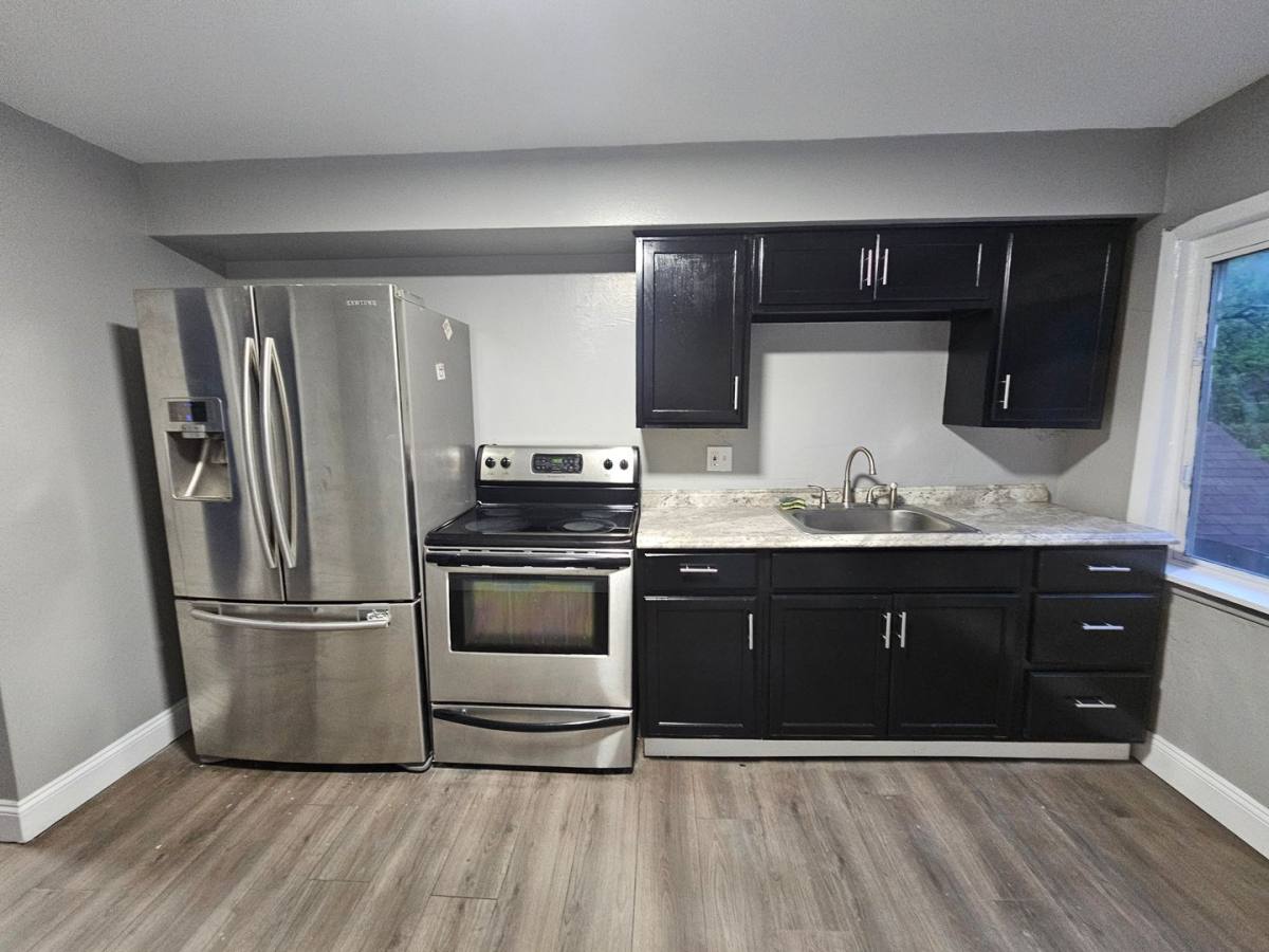 Apartment for rent at 1025 Cruicible St, Pittsburgh, PA 15220