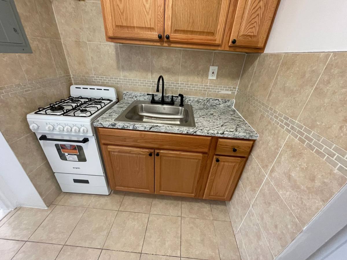 Apartment for rent at 64-94 Union Ave, Irvington, NJ 07111