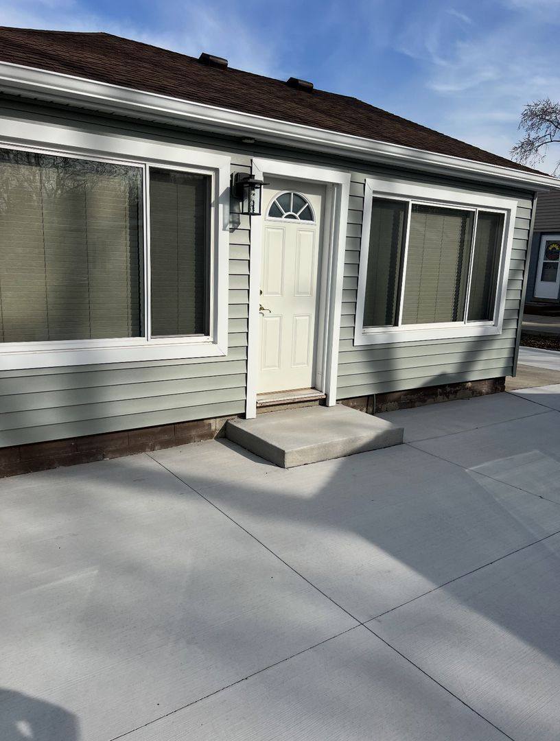 House for rent at 3293 Talbot St, Troy, MI 48083