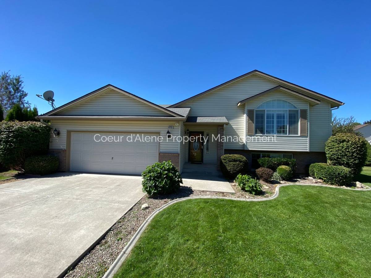 House for rent at 8715 N Rude St, Hayden, ID 83835