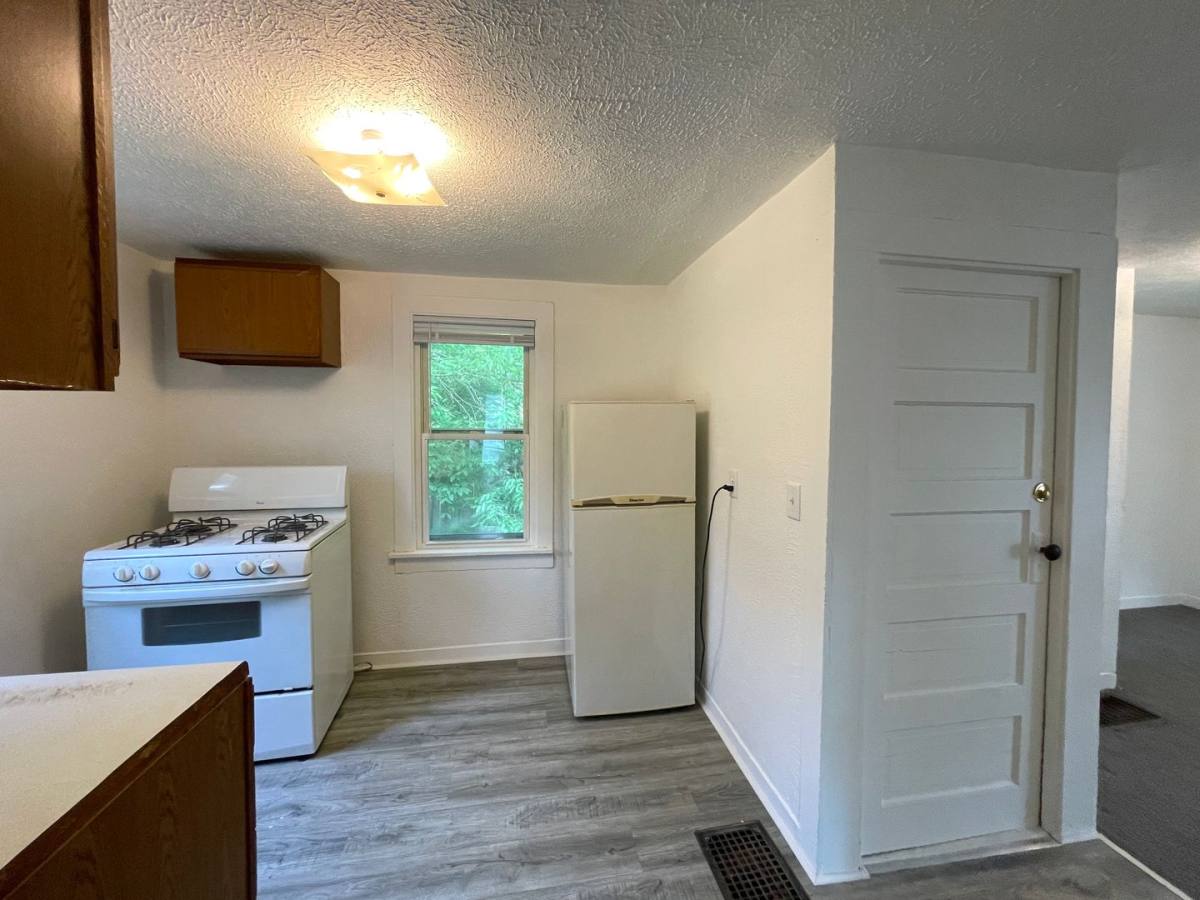 Apartment for rent at 826-850 Sharpes, Beloit, WI 53511