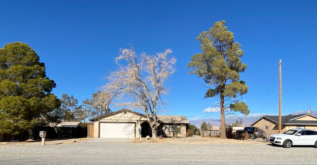 House for rent at 690 E Calvada Blvd, Pahrump, NV 89048