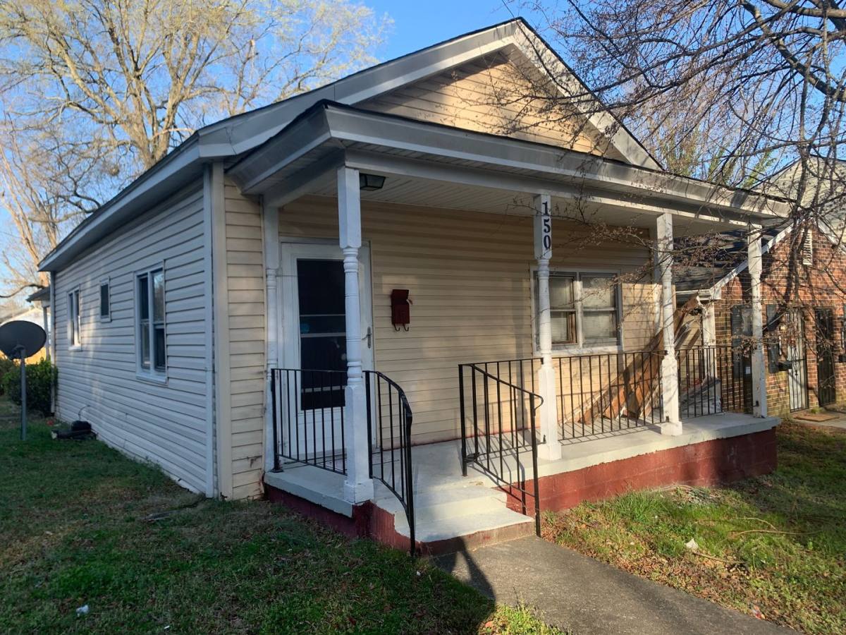 House for rent at 150 Clayton St, Petersburg, VA 23803