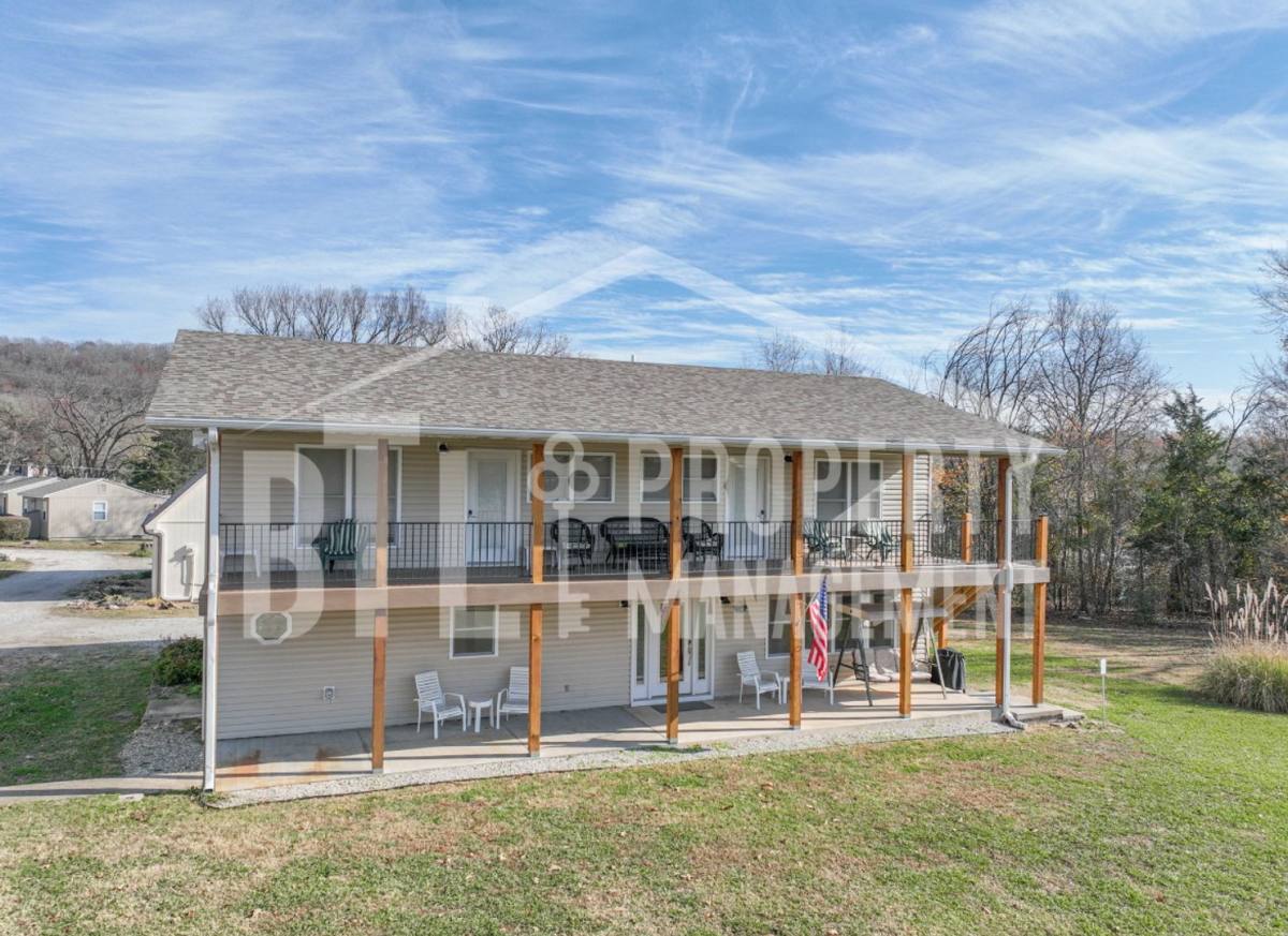 Apartment for rent at 134 Lake Village Lane, Reeds Spring, MO 65737