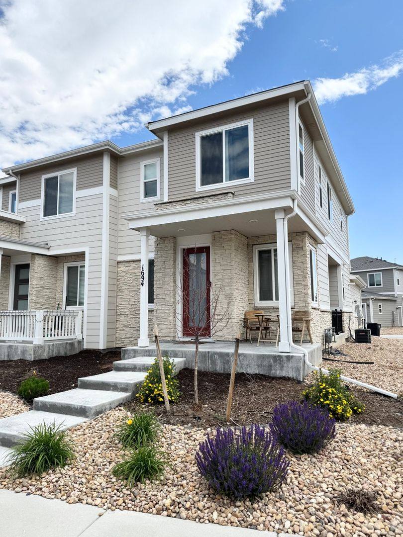 House for rent at 1694 S Andes Way, Aurora, CO 80017