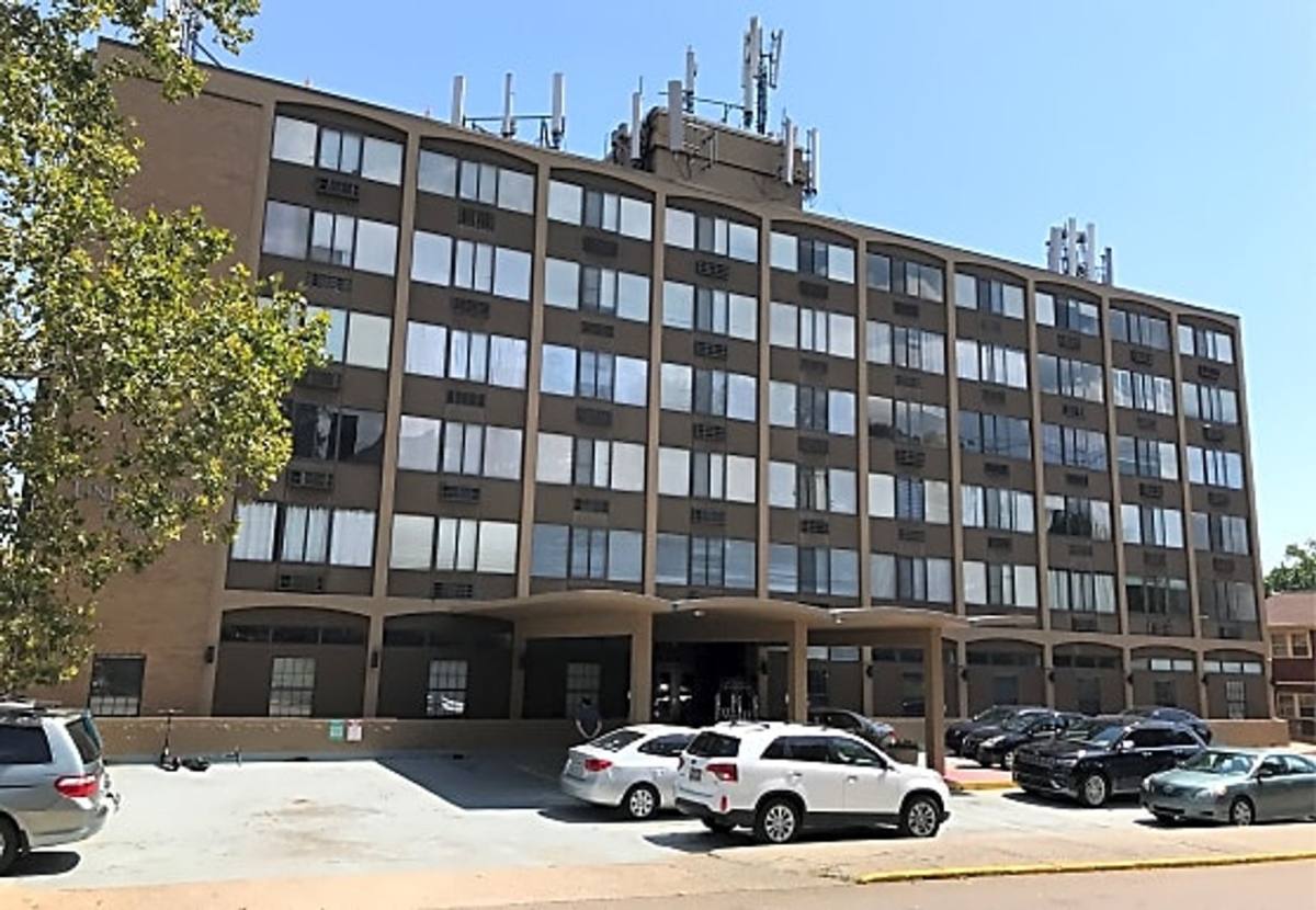 Apartment for rent at 1700 Clinch Ave, Knoxville, TN 37916