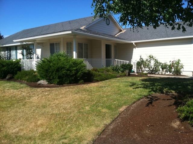 House for rent at 5365 Donohoe Ave, Eugene, OR 97402