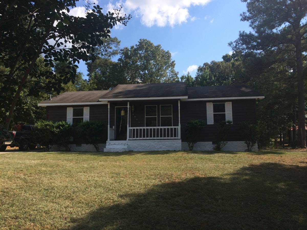House for rent at 3511 Mary Dr, Oxford, AL 36203