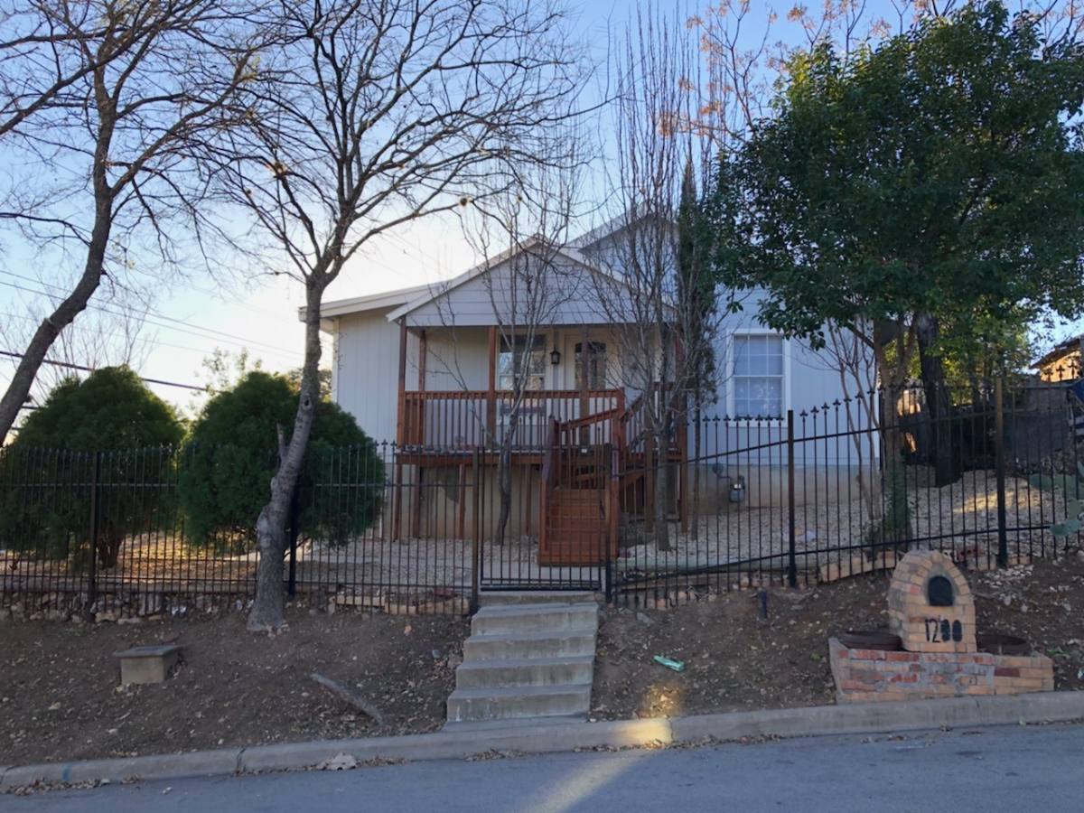 House for rent at 1200 Walnut Ave, Austin, TX 78702