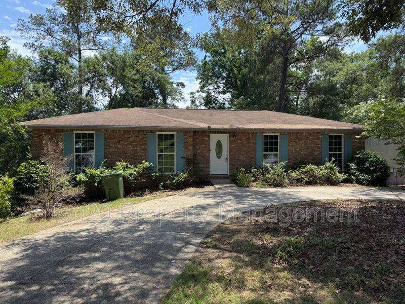 House for rent at 6823 Live Oak Dr, Columbus, GA 31909