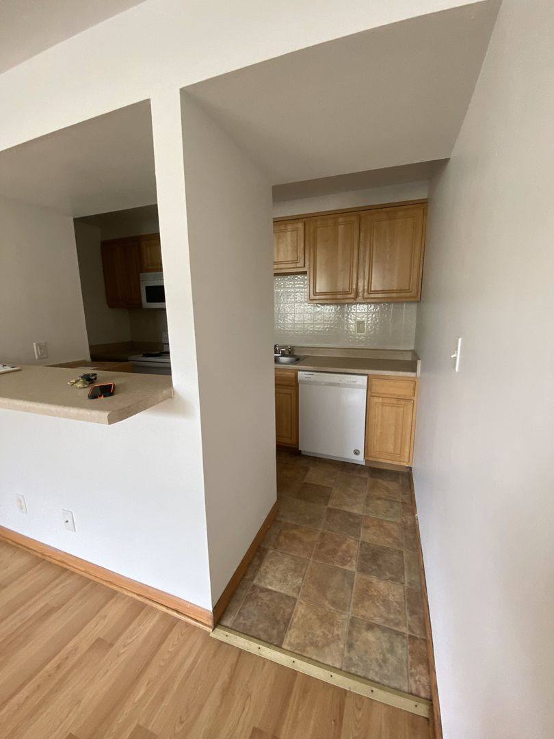Apartment for rent at 2413 Marquette Rd, Peru, IL 61354