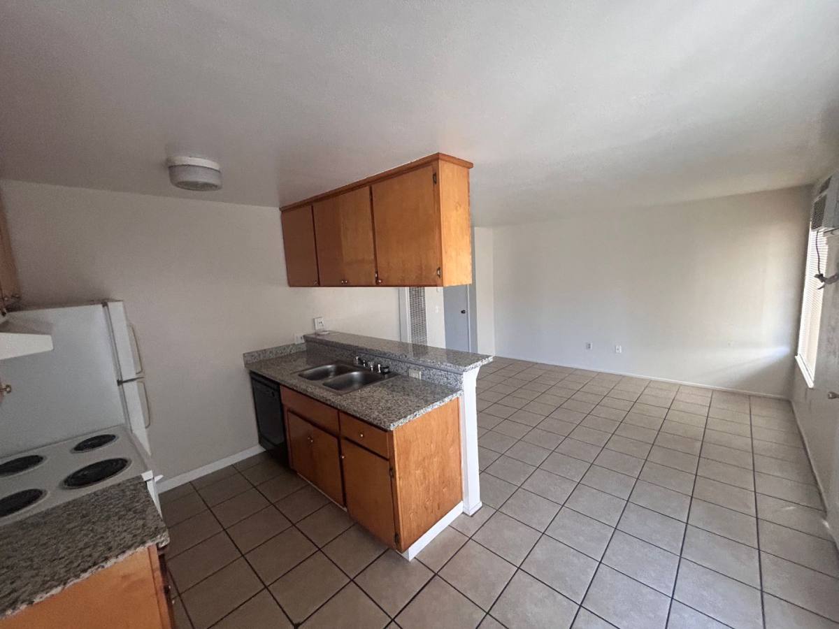 Apartment for rent at 610 E Pine St, Lodi, CA 95240