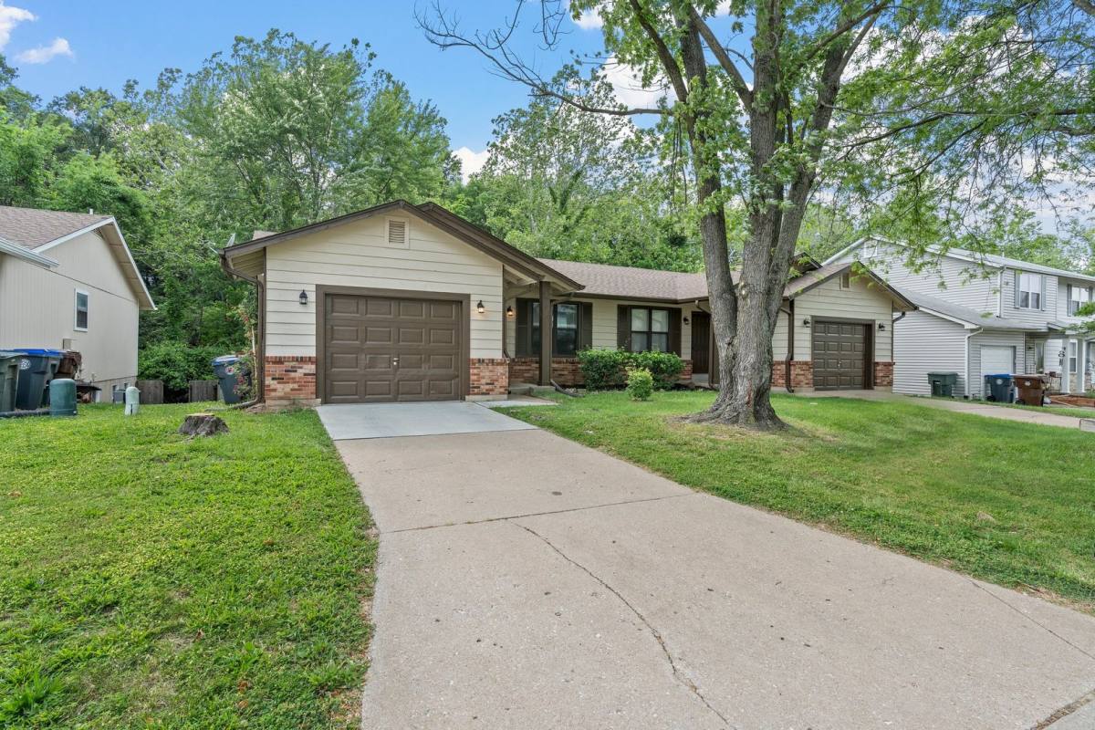 Apartment for rent at 419 Omar Court, Saint Peters, MO 63376
