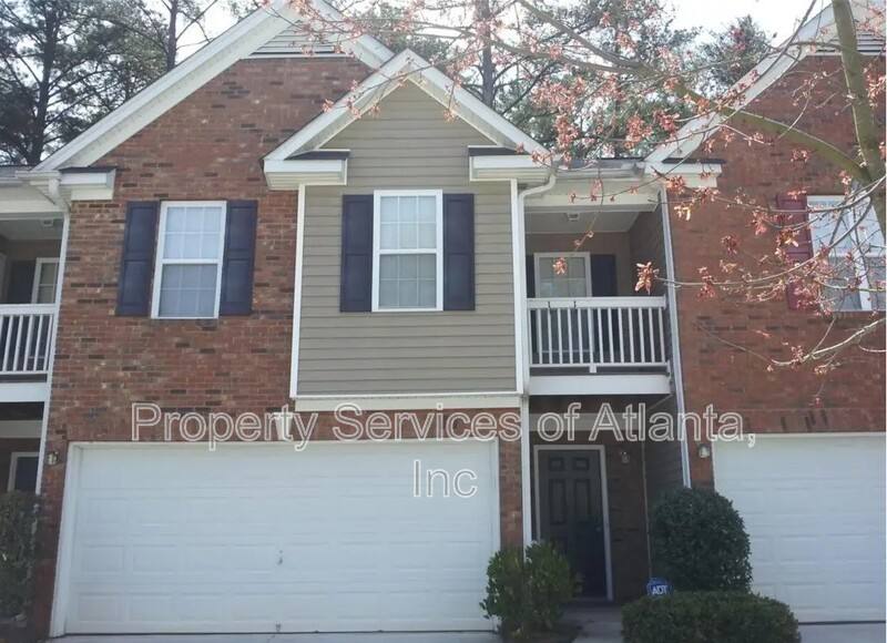 Townhouse for rent at 2088 Manhattan Parkway, Decatur, GA 30035