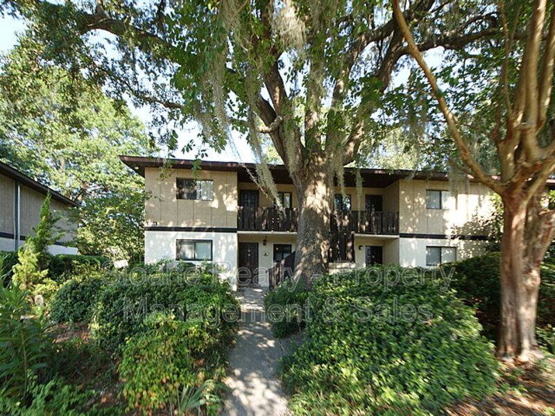 Townhouse for rent at 2955 Dove Haven Court, Charleston, SC 29414