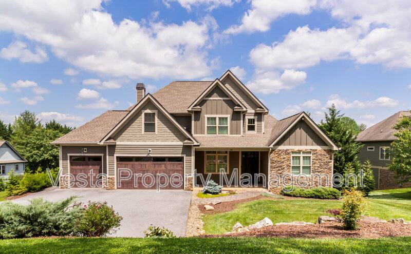 Apartment for rent at 19 Carrolls Place Court, Mills River, NC 28759