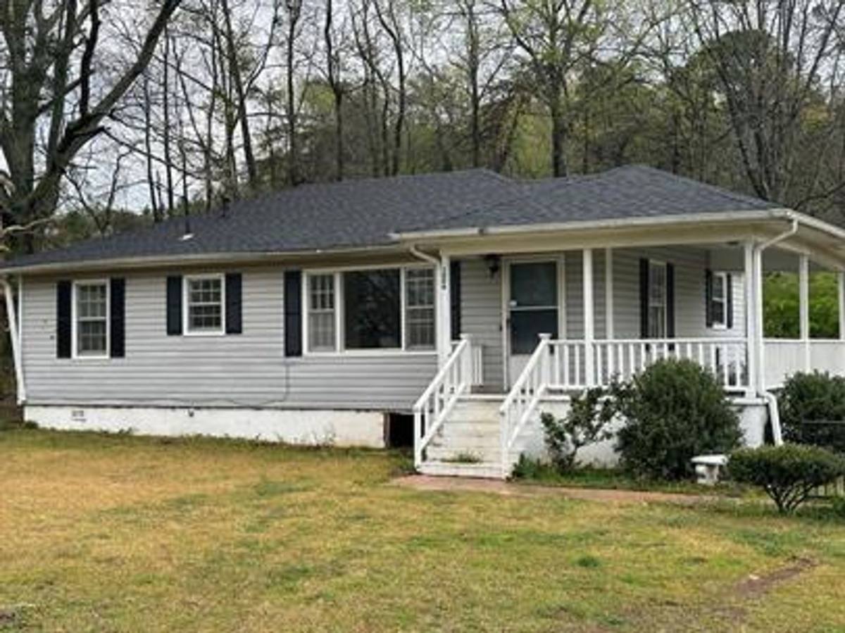 House for rent at 1004 Chalkville School Rd, Birmingham, AL 35215