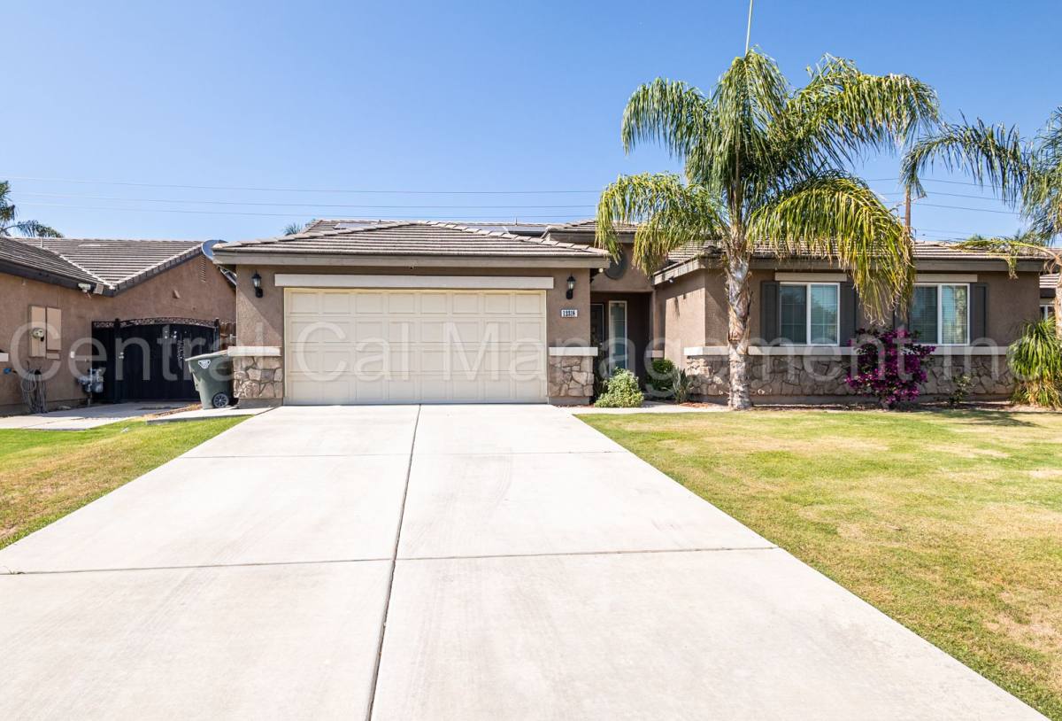 House for rent at 12318 Maclure Dr, Bakersfield, CA 93311