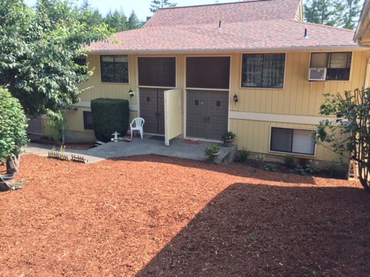 Apartment for rent at 214 Brockway Rd, Chehalis, WA 98532