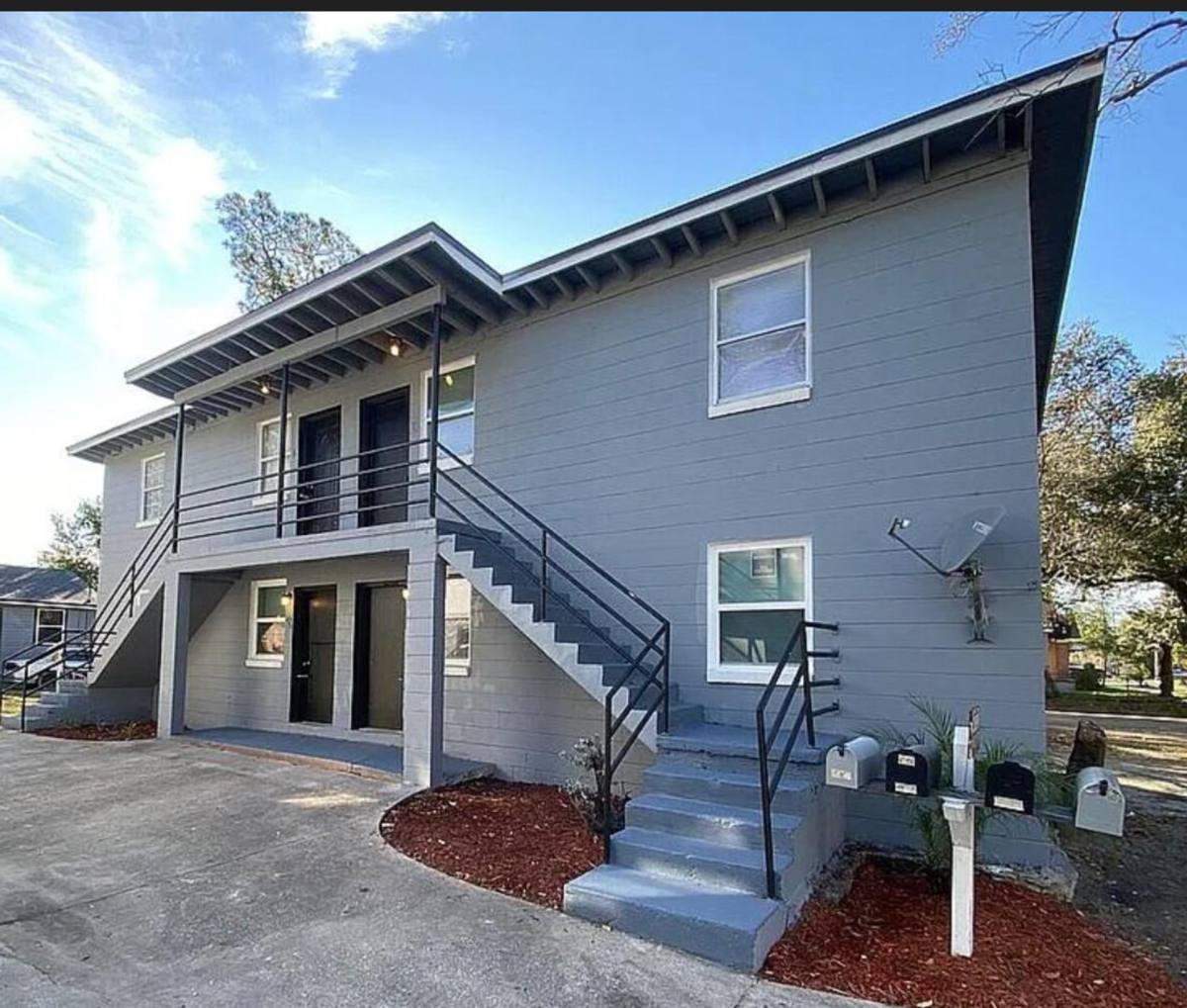 Apartment for rent at 604 W 18th St, Jacksonville, FL 32206