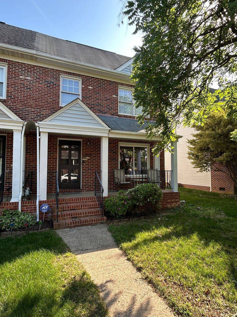 Townhouse for rent at 1519 Lakeview Ave, Richmond, VA 23220