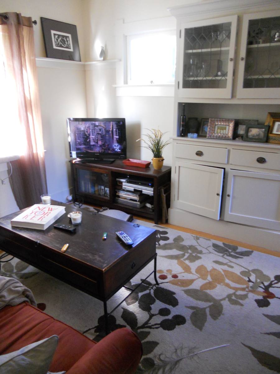 Apartment for rent at 75 Grattan St, San Francisco, CA 94117
