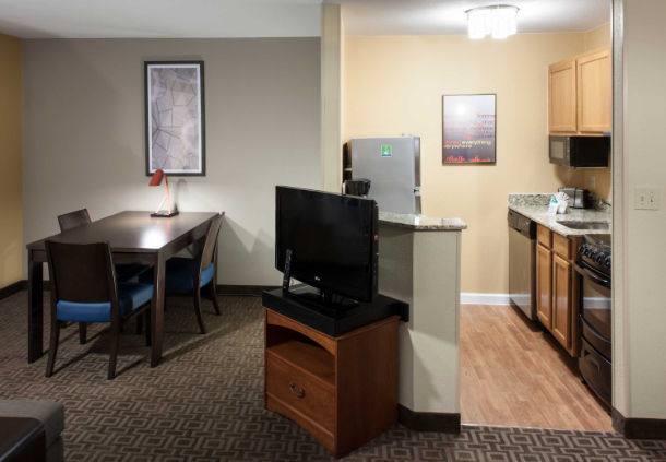 Apartment for rent at 900 W Walnut Hill Lane #920, Irving, TX 75038
