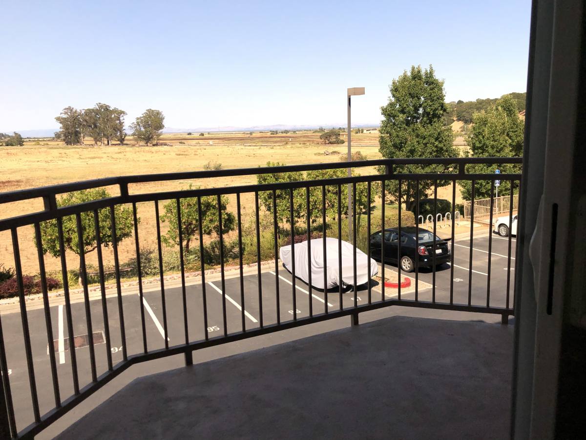 Condo for rent at 301 N Ave, San Rafael, CA 94903
