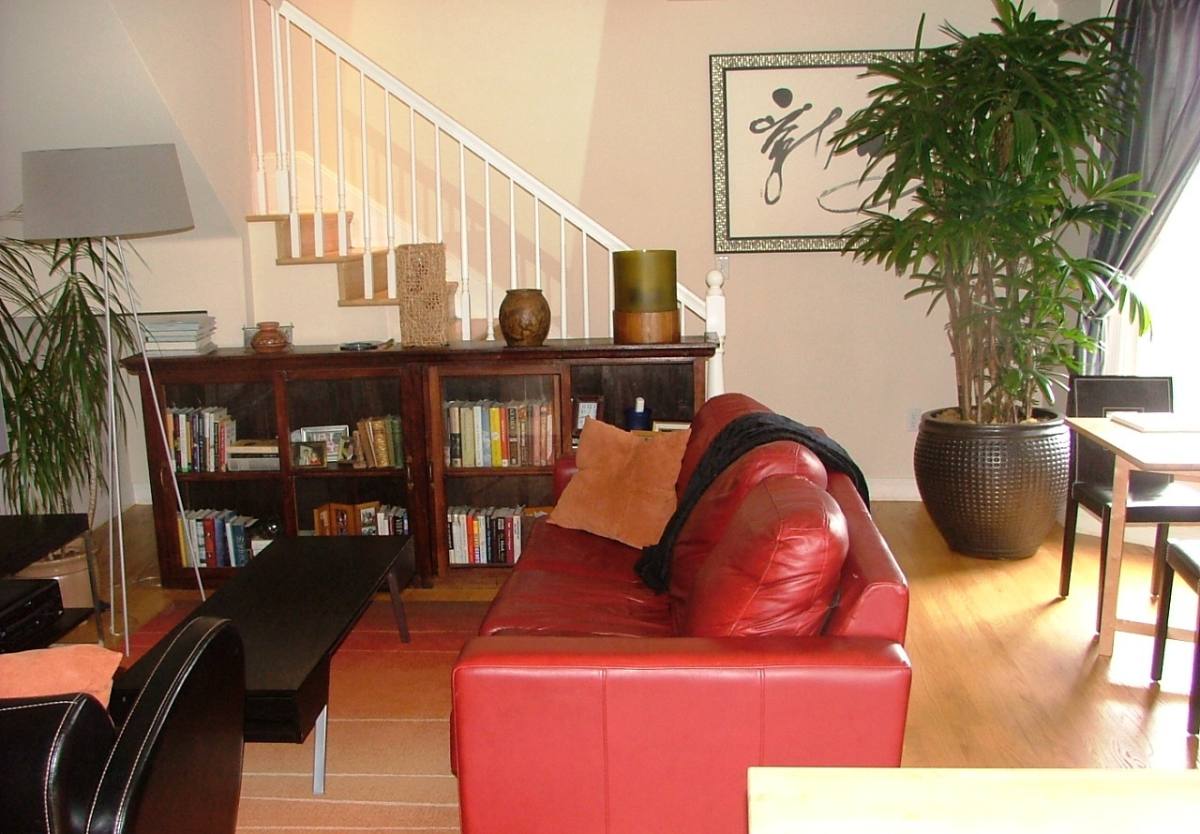 Townhouse for rent at 4402 18th St #A, San Francisco, CA 94114