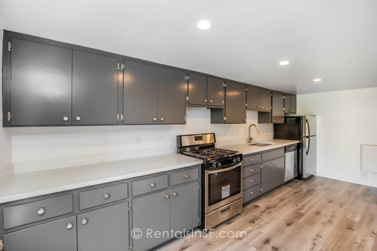 Apartment for rent at 763 Clayton St #B, San Francisco, CA 94117