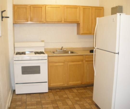 Apartment for rent at 2830 E 130th, Cleveland, OH 44120