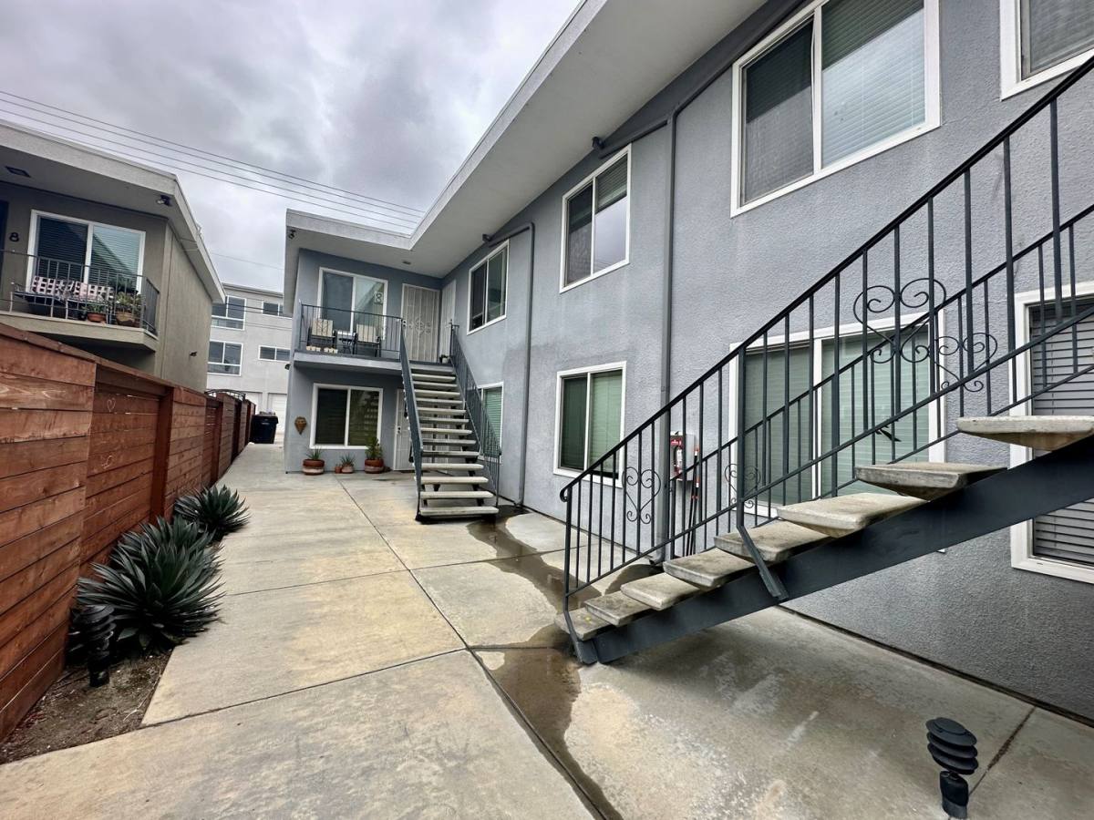 Apartment for rent at 4136 Iowa St, San Diego, CA 92104