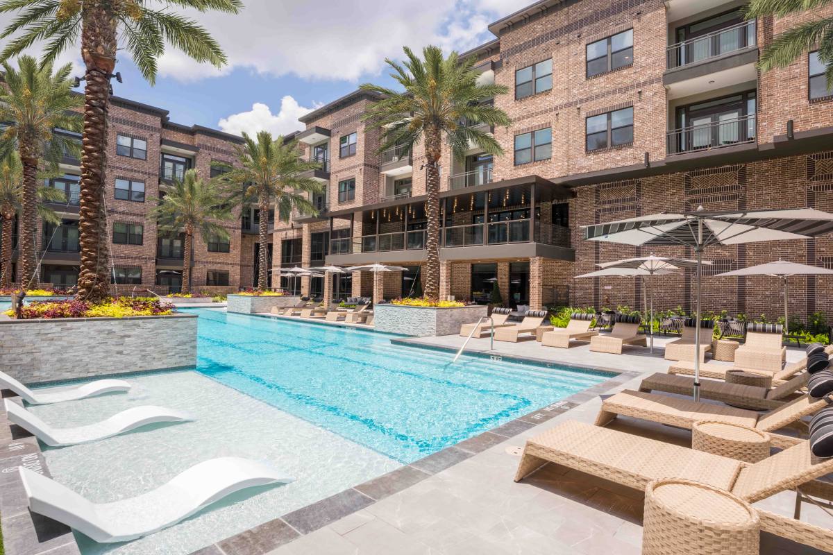 Apartment for rent at 2771 Summer St #A2-3, Houston, TX 77007