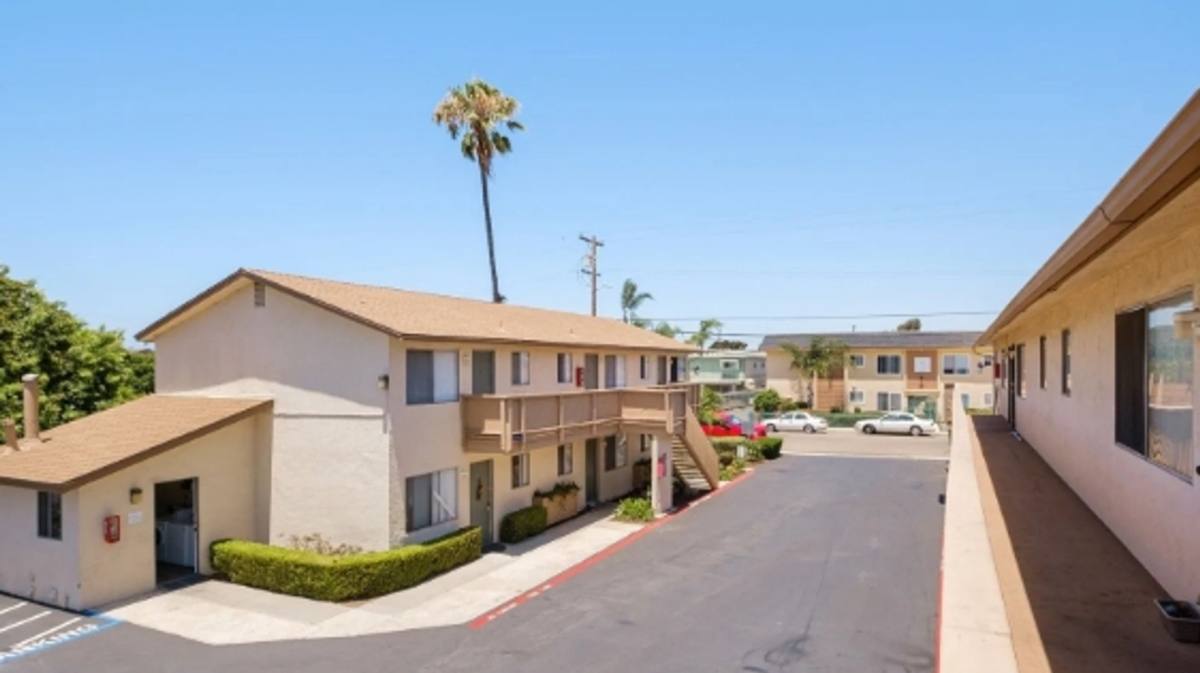 Apartment for rent at 1373-1375 Hemlock St, Imperial Beach, CA 91932