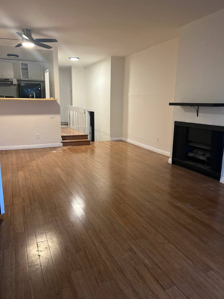 Apartment for rent at 1000 N Doheny Dr #100, West Hollywood, CA 90069