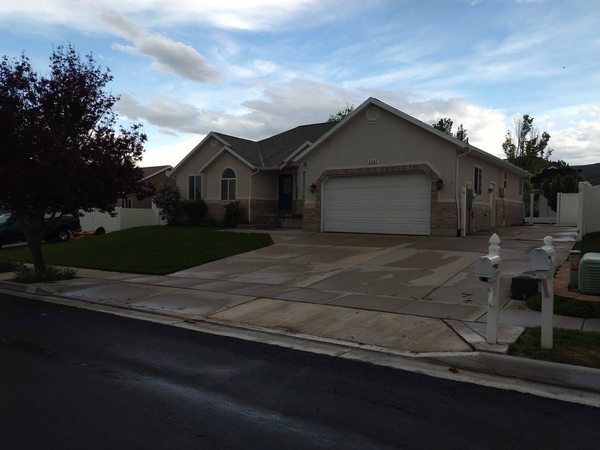 Apartment for rent at 5243 Elk Horn Peak Dr, Herriman, UT 84096