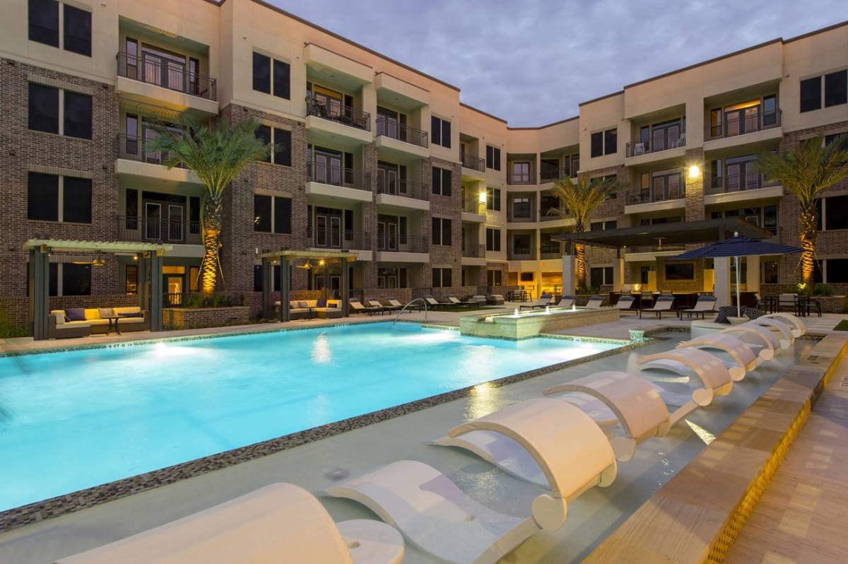 Apartment for rent at 526 Yale St #A-27, Houston, TX 77007
